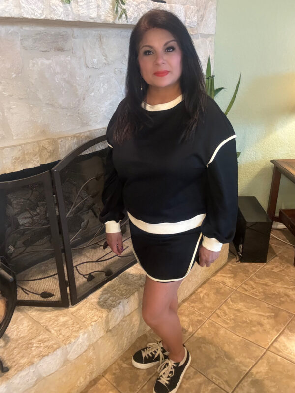 Black Color Block Pullover and Lace-up Waist Skort Set