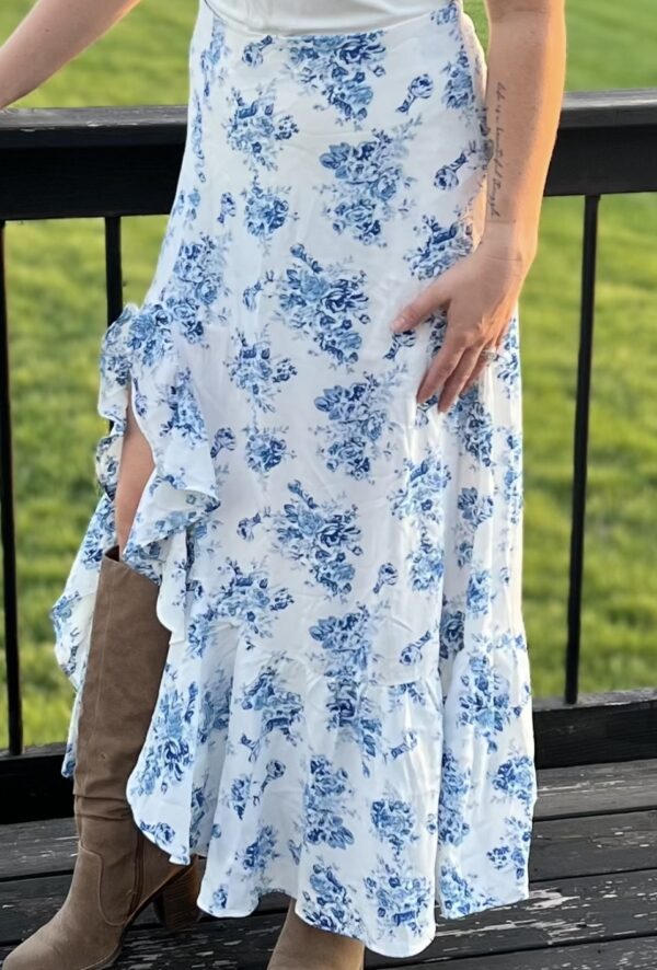 Blue Floral High Waist Split Maxi Skirt - Image 2