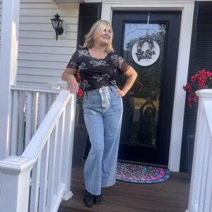 Bow Printed Black Mesh Short Sleeve Top