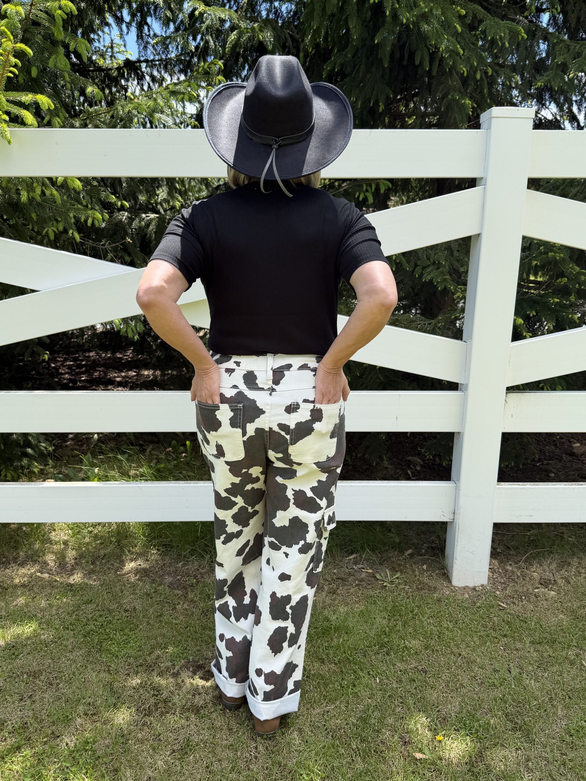 Brown Cow Printed Pocketed Jeans - Image 2